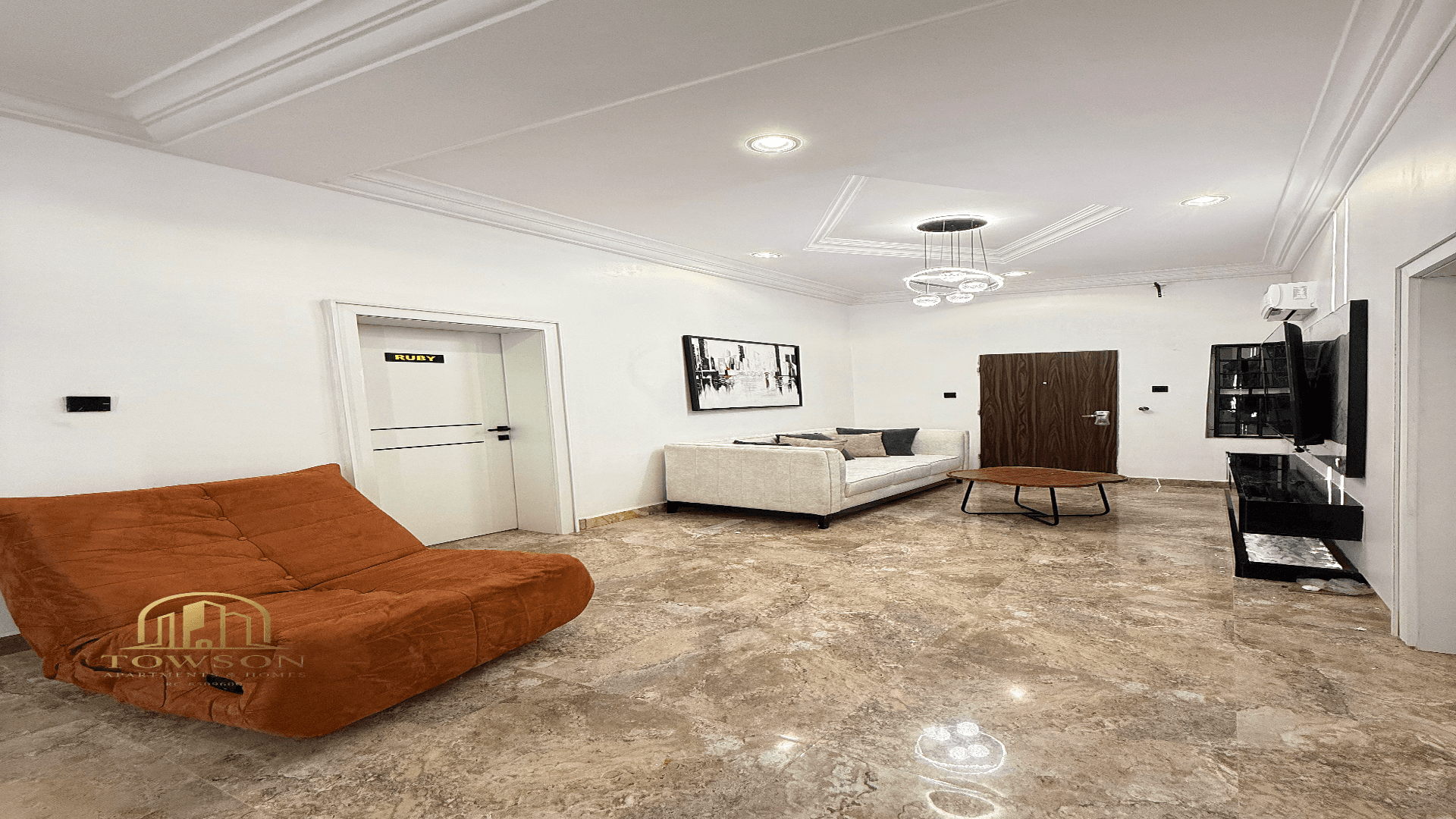 One Room and Parlour with Kitchen